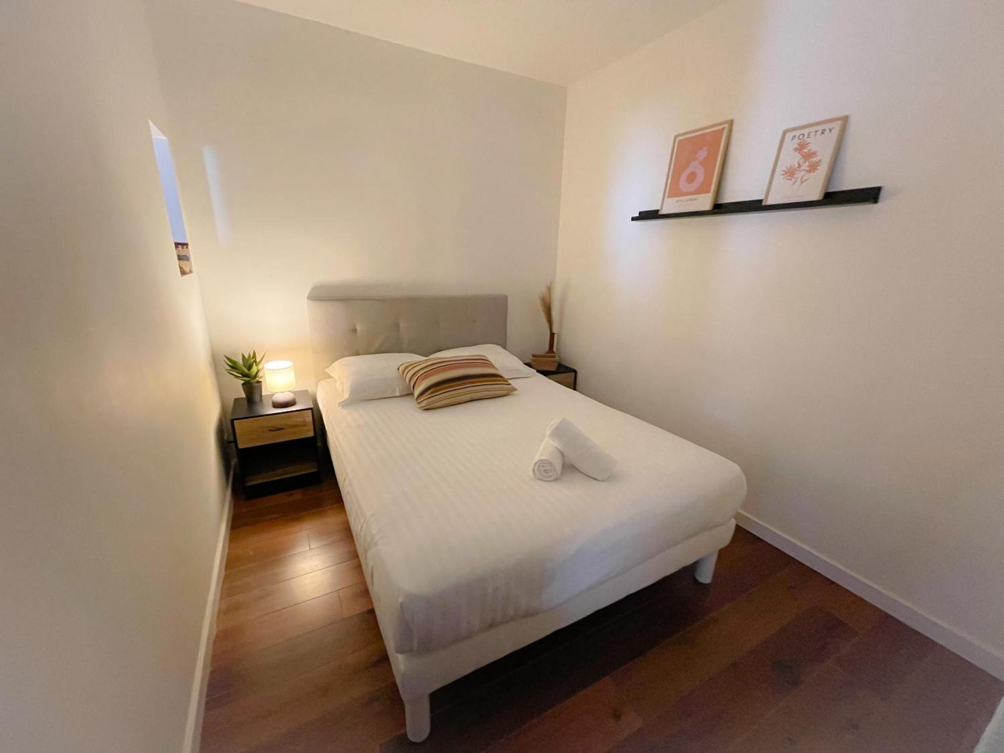 Apartament L'Ecureuil Calais Zewnętrze zdjęcie